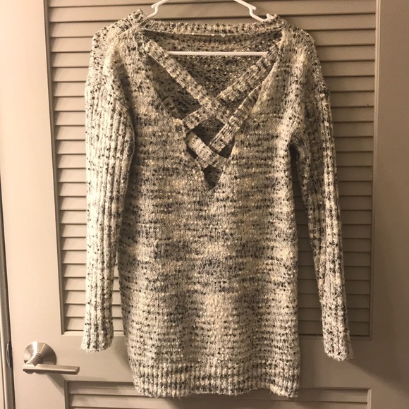 Sweater - Picture 2 of 6